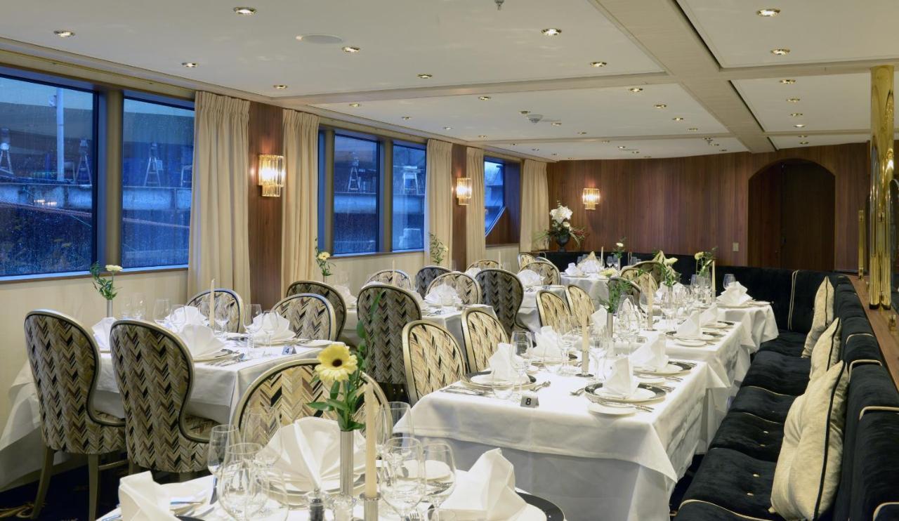 Regis Hotelschiff 4 *