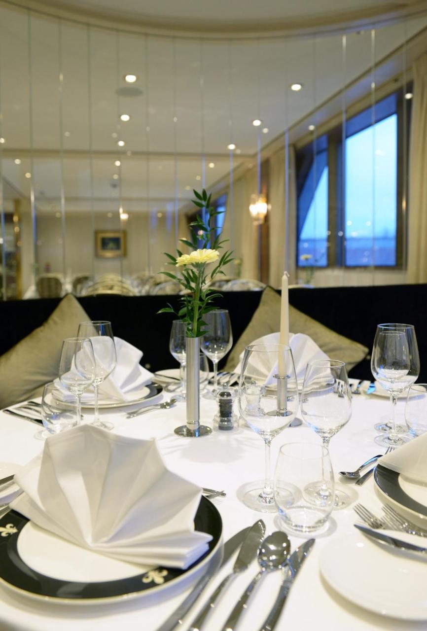 Hotel Regis Hotelschiff 4 *