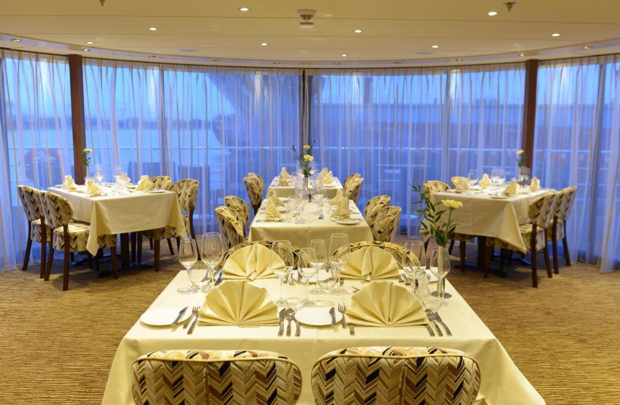 Regis Hotelschiff 4 Hotel *
